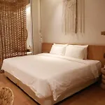Moonlo Hotel