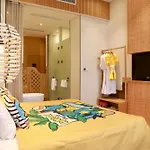 Moonlo Hotel