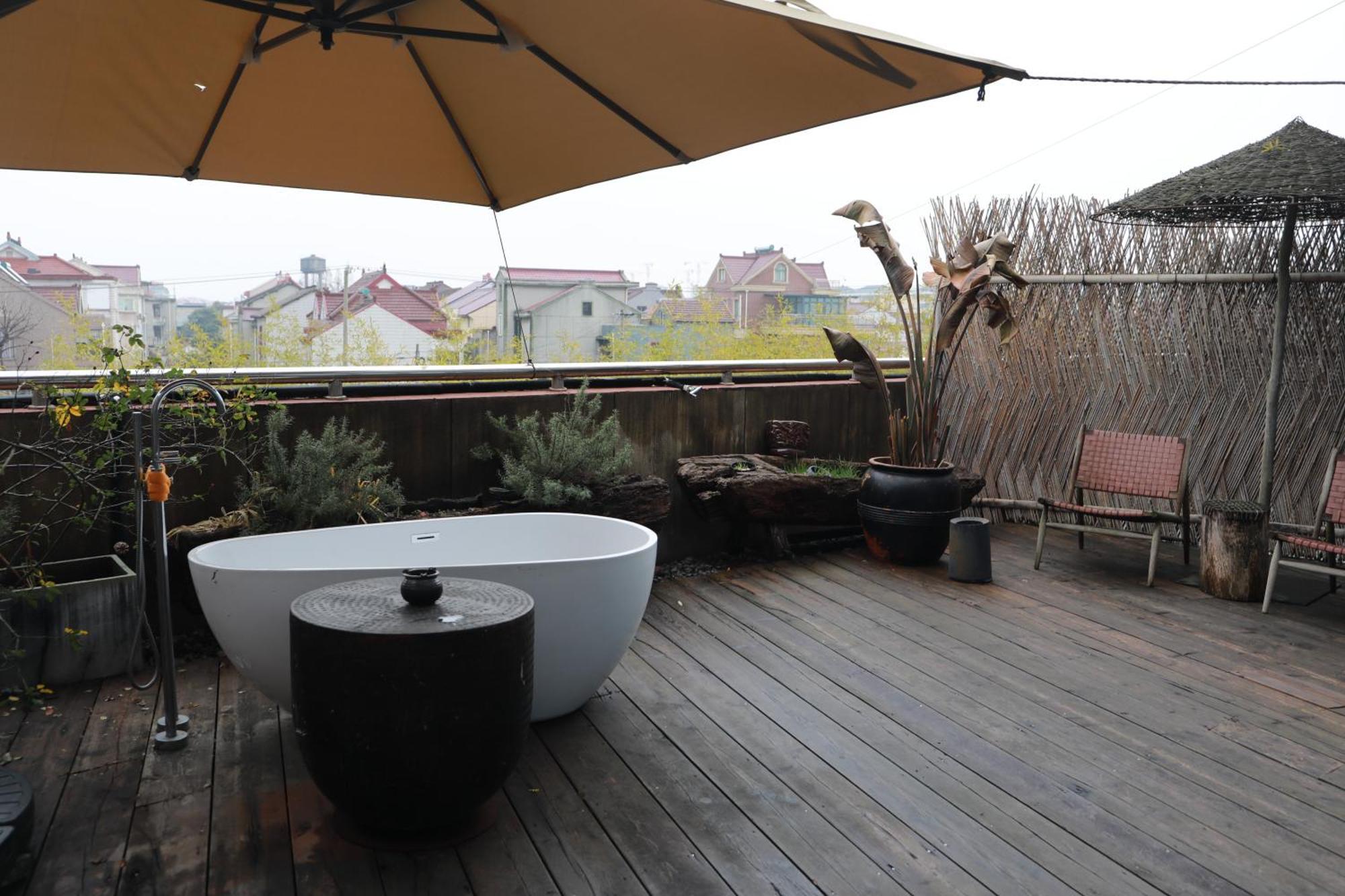 Moonlo Hotel 4*