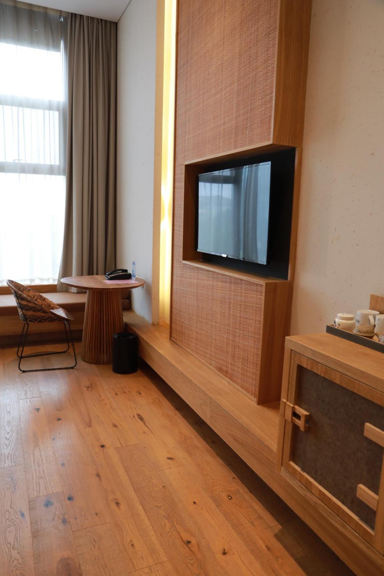 Moonlo Hotel 4*