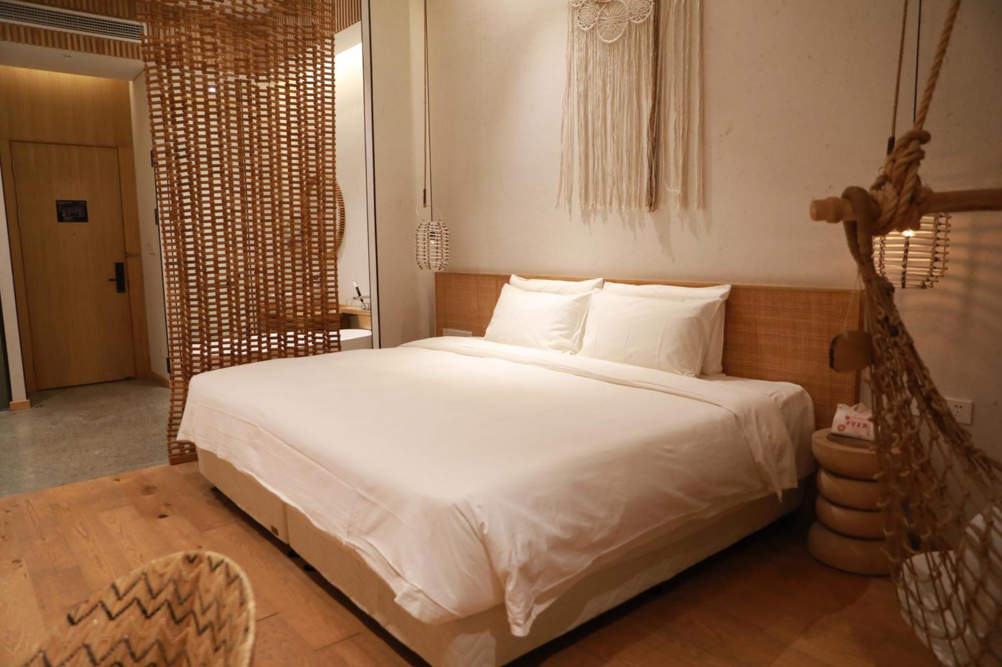 Hotel Manli Hotel Shanghai Pudong Airport - Pet Friendly Shanghai