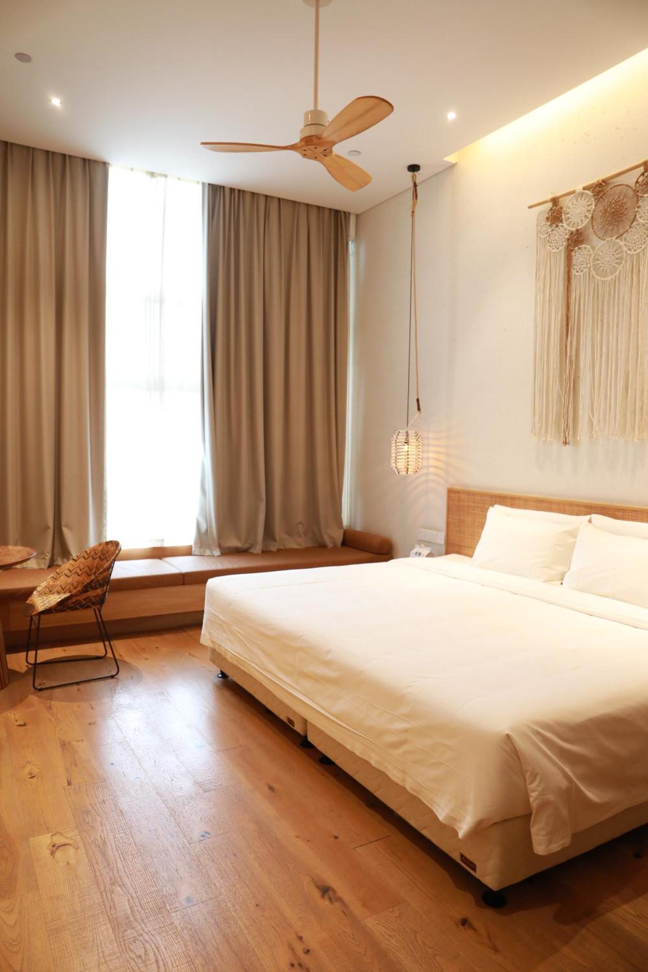 Manli Hotel Shanghai Pudong Airport - Pet Friendly 4* Shanghai