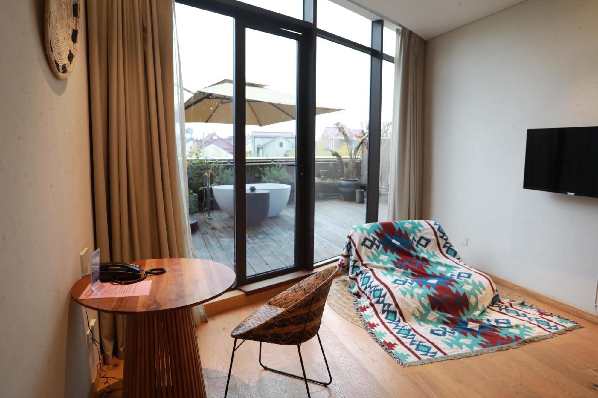 Manli Hotel Shanghai Pudong Airport - Pet Friendly Shanghai